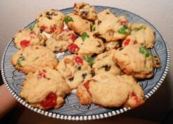 Chewy Fruitcake Cookies